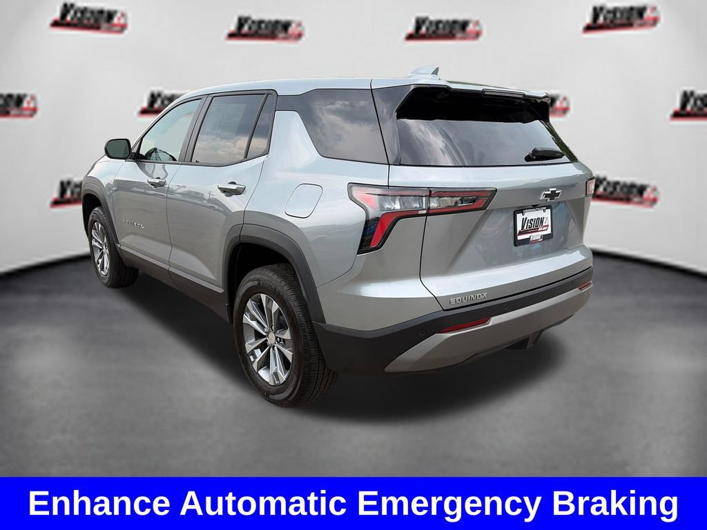 Used 2025 Chevrolet Equinox LT FWD image 8