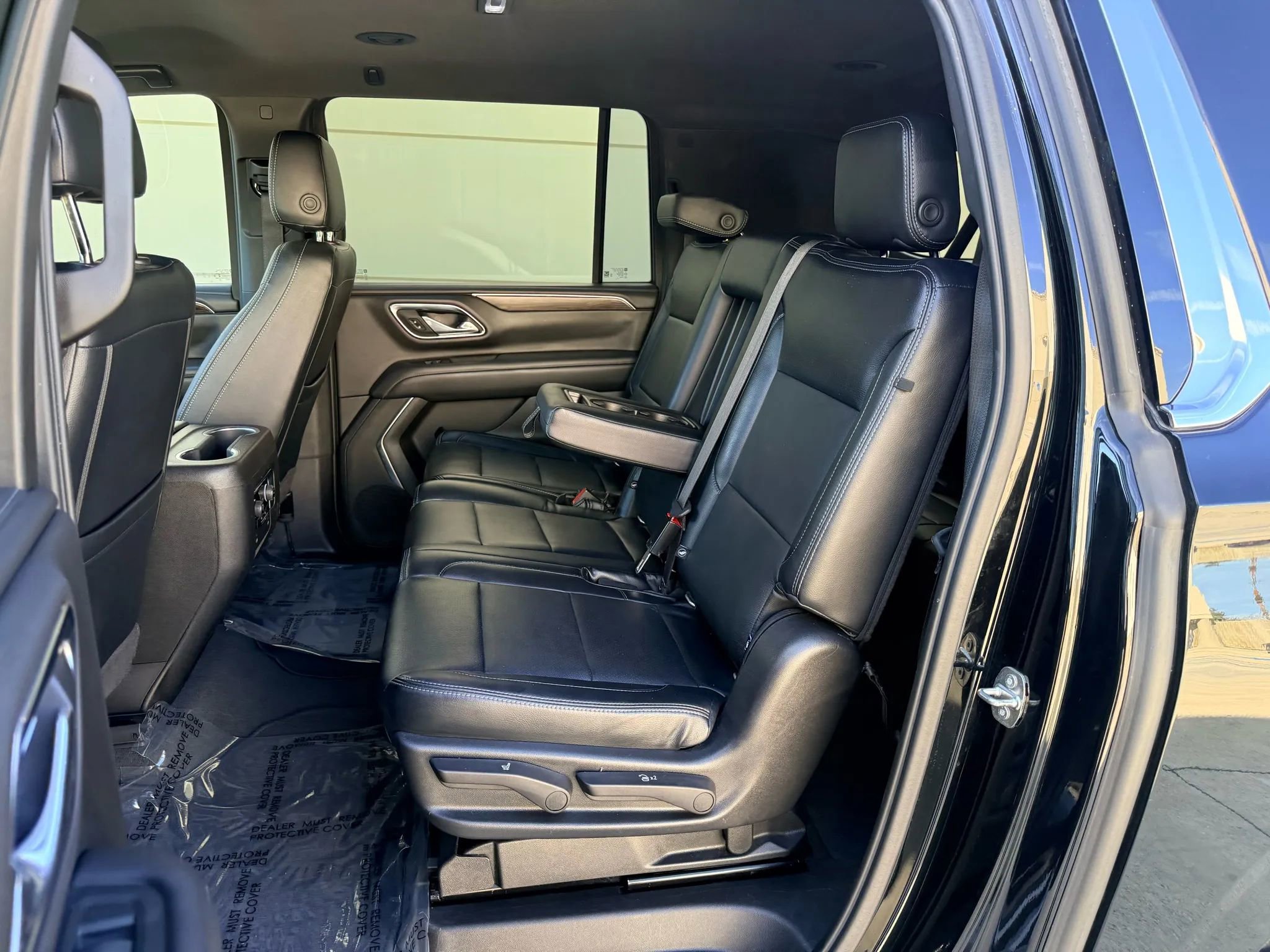 Used 2021 Chevrolet Suburban LS image 13