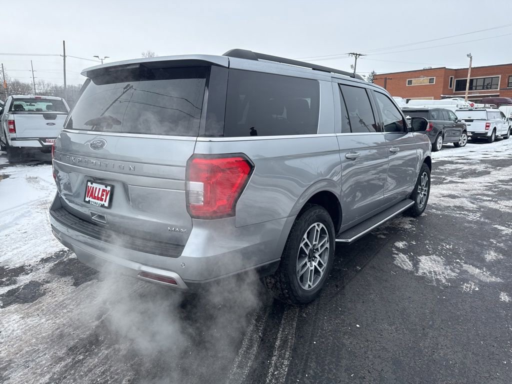 Certified 2022 Ford Expedition Max XLT image 11
