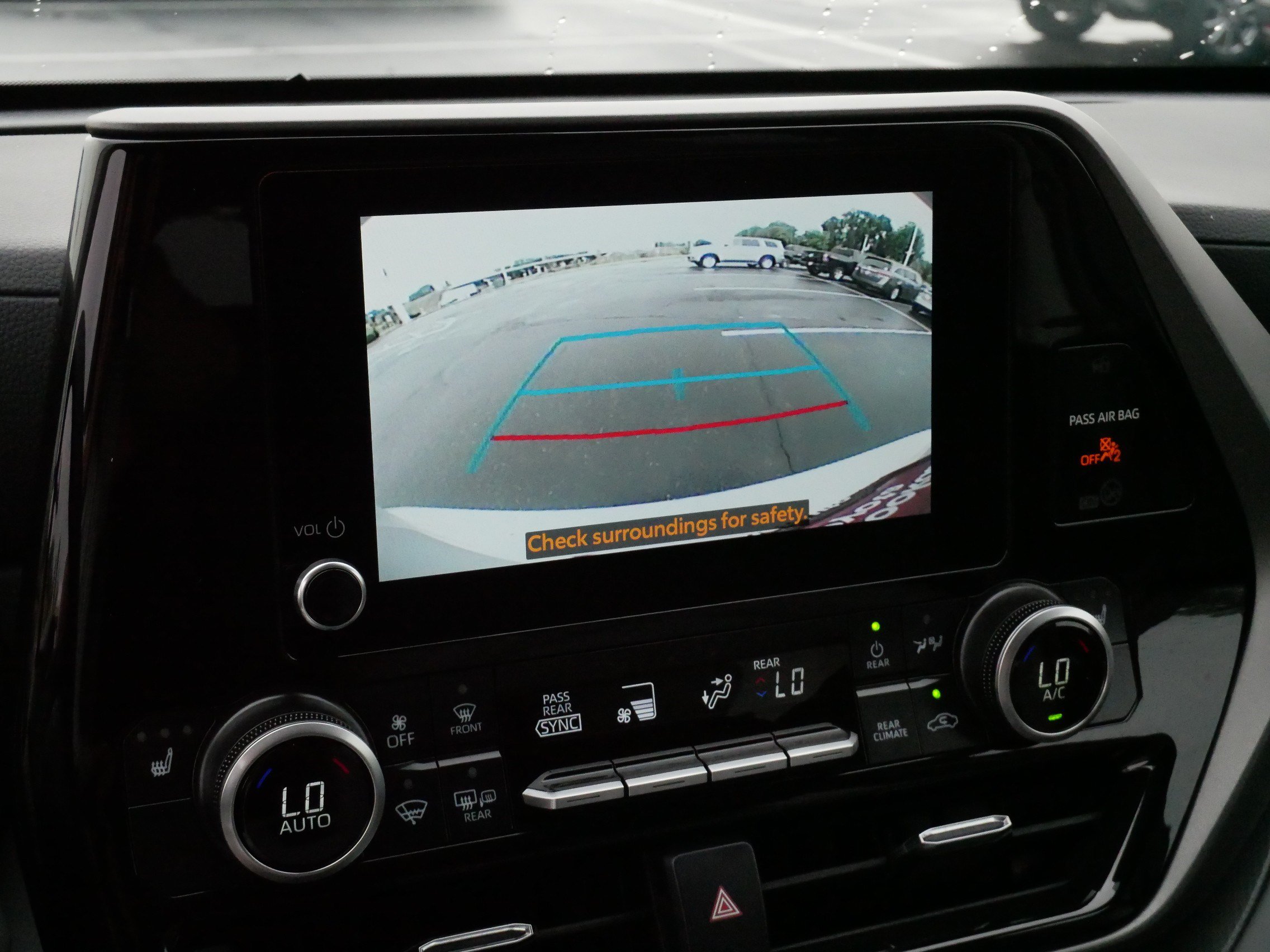 Certified 2026 Toyota Highlander XLE AWD/4WD image 32