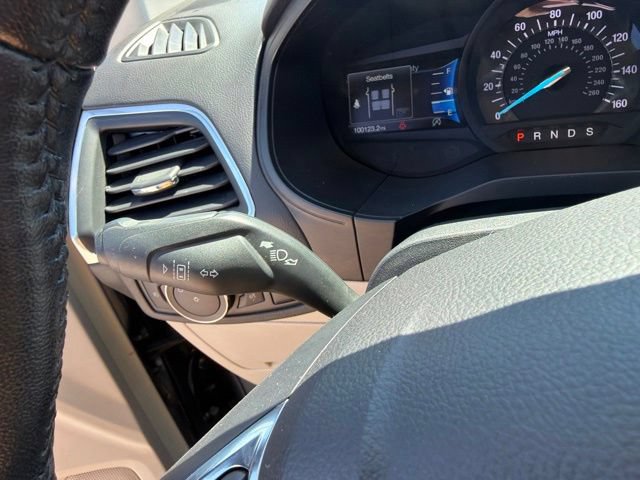 Used 2022 Ford Edge Titanium w/ Equipment Group 301A AWD/4WD image 31