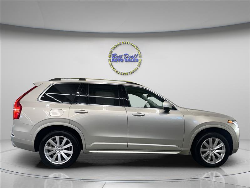 Used 2018 Volvo XC90 T6 Momentum w/ Convenience Package AWD/4WD image 6