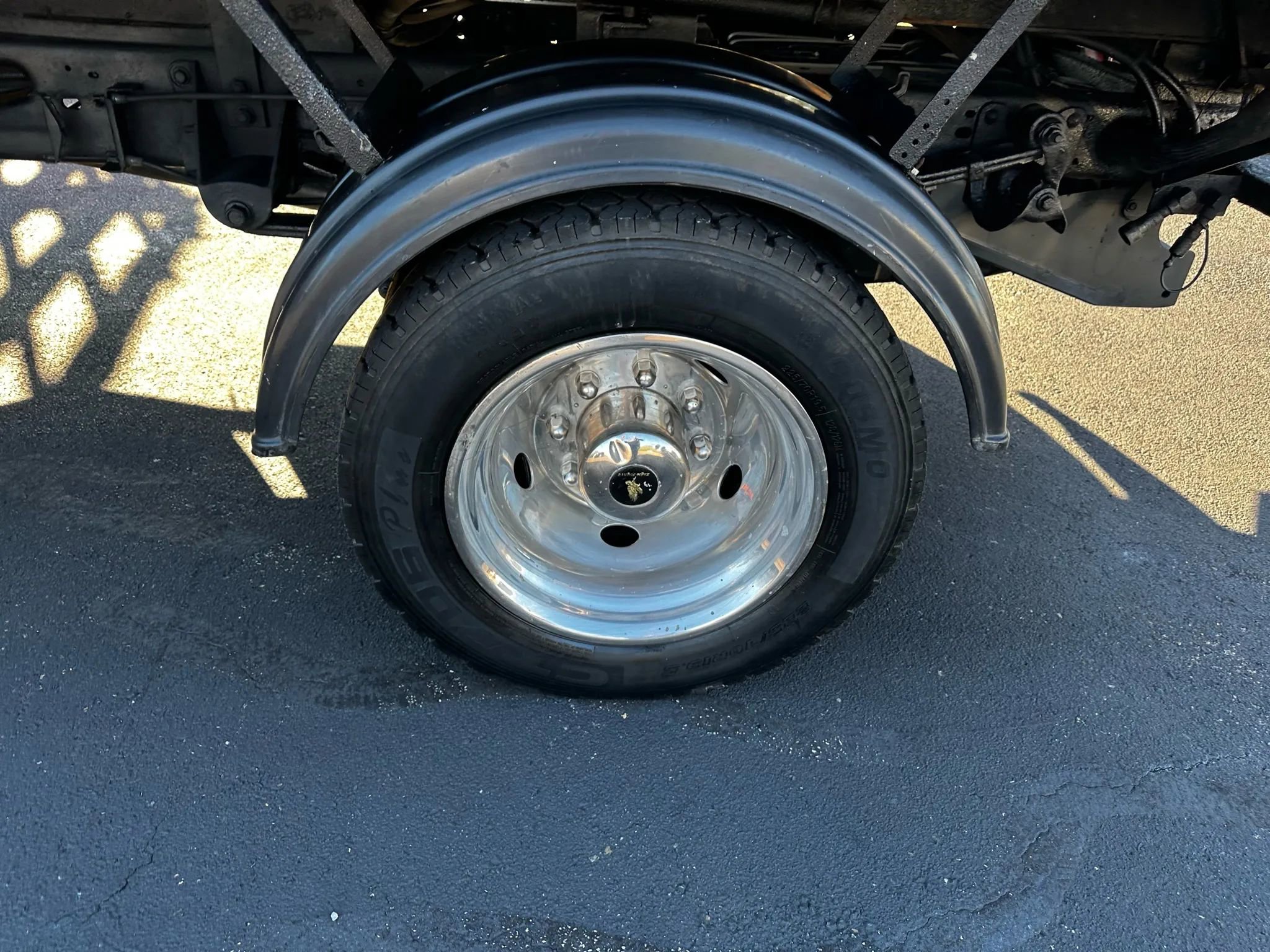 Used 2003 Ford F550 4x4 Regular Cab Super Duty image 12