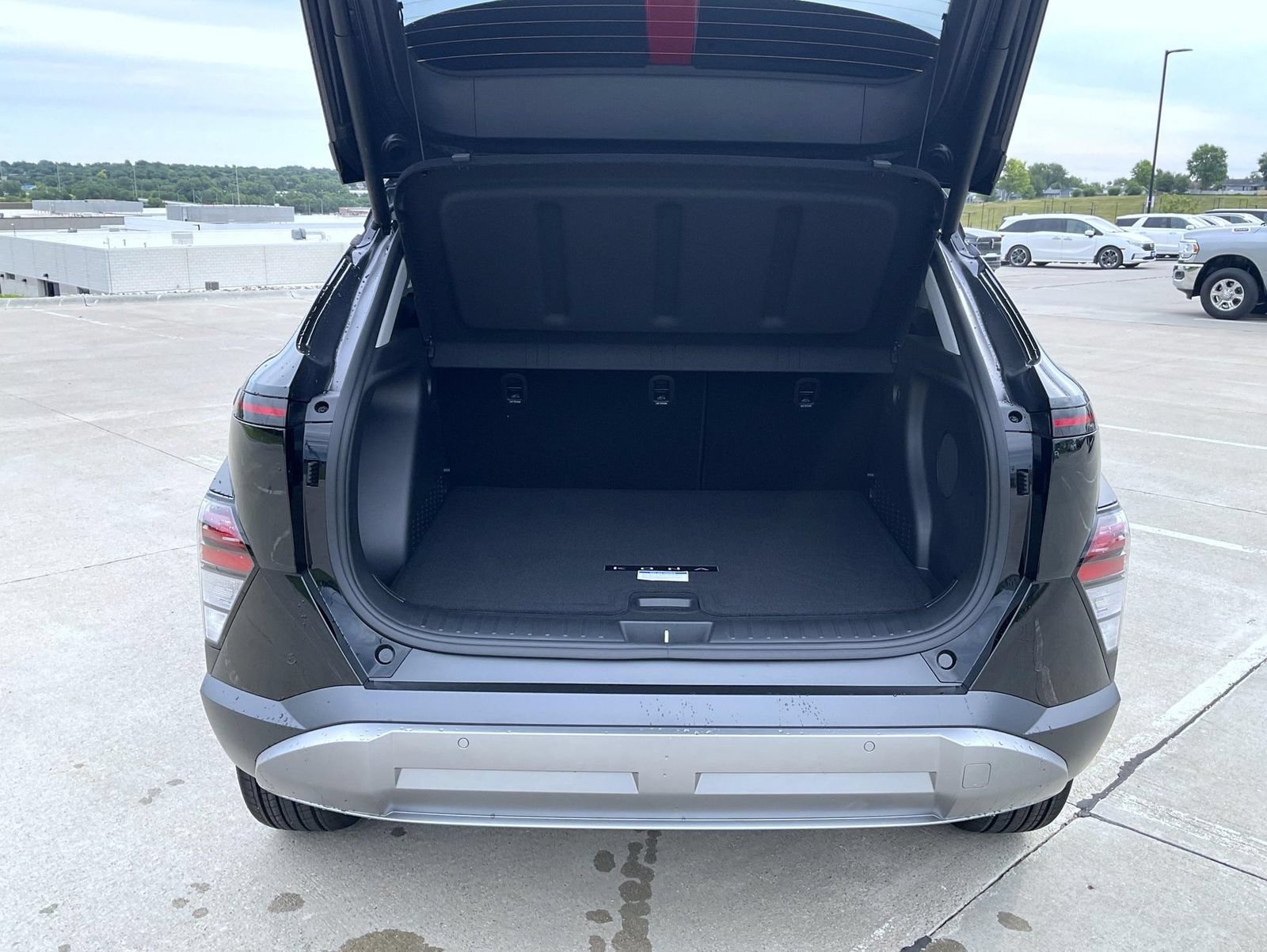 New 2026 Hyundai Kona Limited AWD/4WD image 9