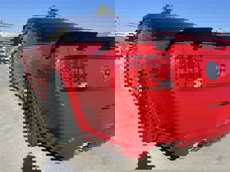 Used 2006 Ford Mustang GT RWD image 11