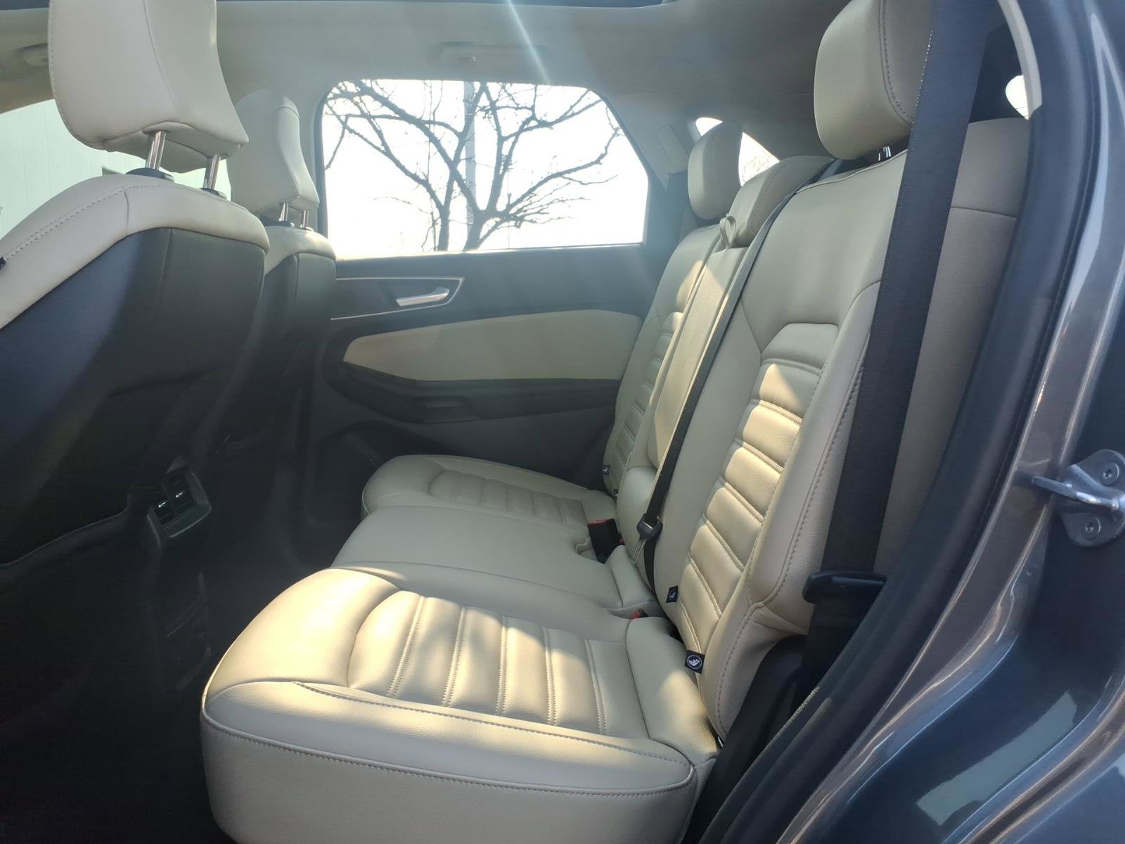 Certified 2024 Ford Edge SEL w/ Convenience Package image 9