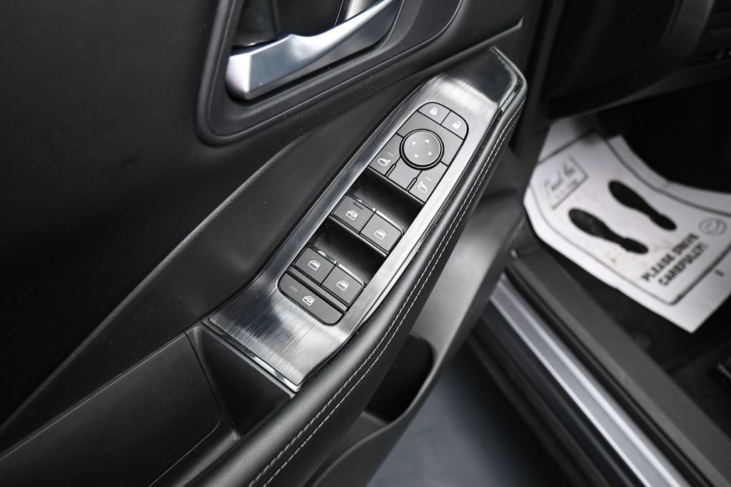 Used 2026 Nissan Rogue SV AWD/4WD image 11