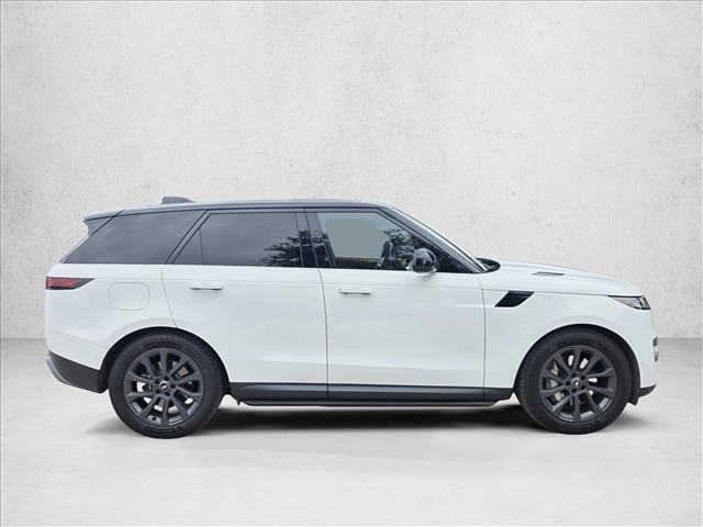 Used 2023 Land Rover Range Rover Sport SE image 4