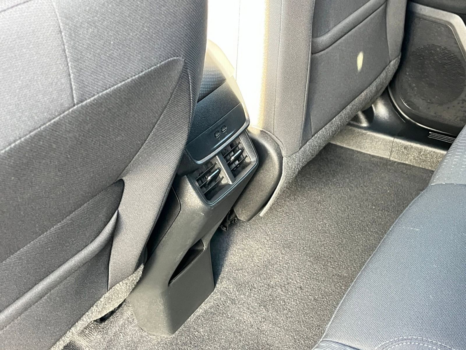 Used 2025 Chevrolet Equinox LT image 29