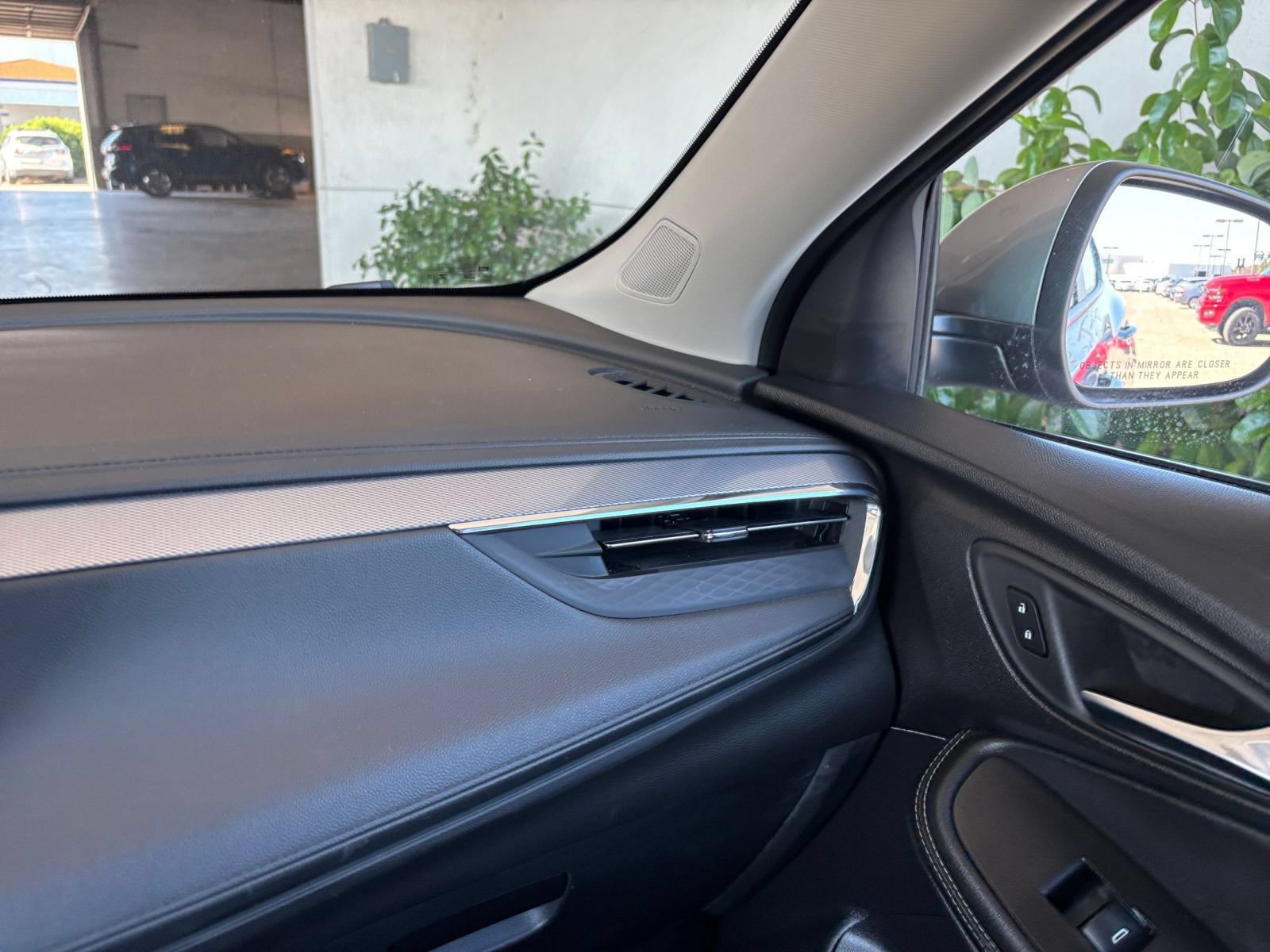 Used 2025 Buick Encore GX Preferred AWD/4WD image 35