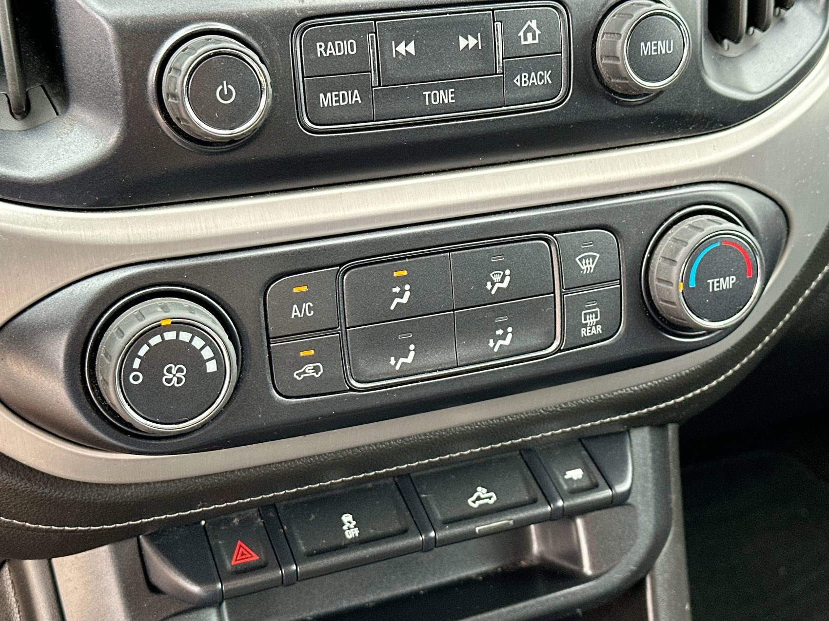 Used 2016 GMC Canyon SLE RWD image 19