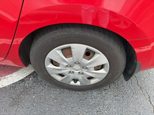 Used 2011 Hyundai Elantra GLS w/ Popular Equipment Pkg 2 image 3