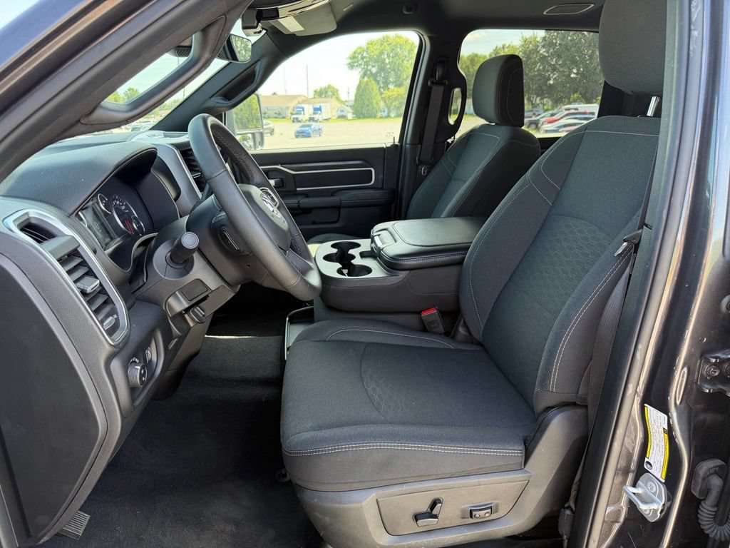 Used 2026 RAM 2500 Big Horn AWD/4WD image 3
