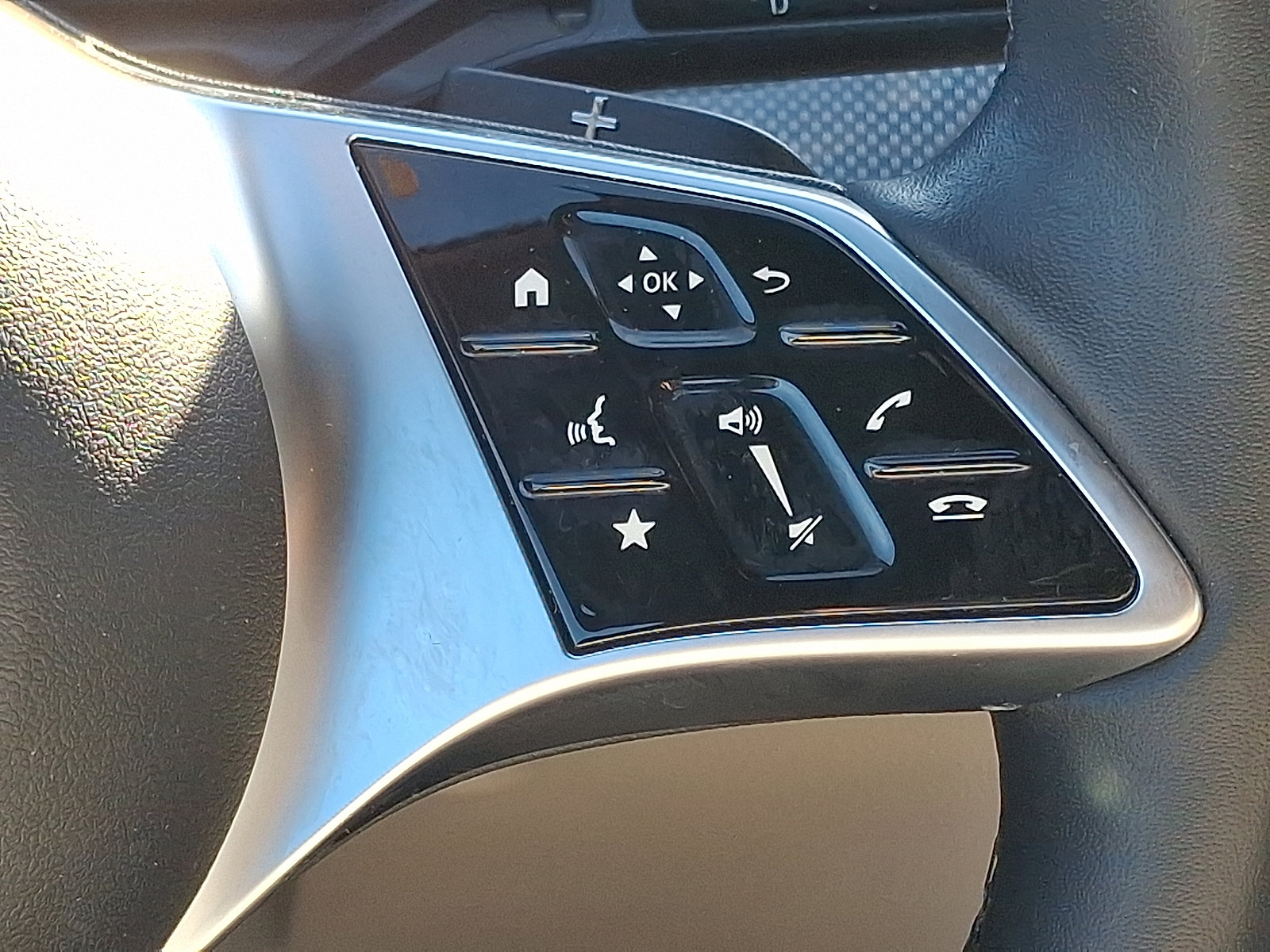 Certified 2022 Mercedes-Benz C 300 4MATIC Sedan image 23