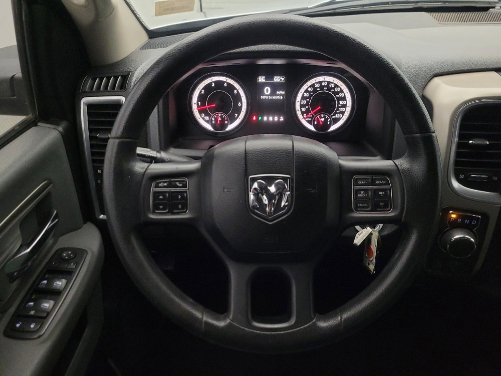 Used 2014 RAM 1500 Classic SLT RWD image 22