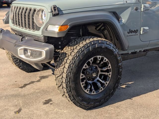 New 2026 Jeep Gladiator Sport AWD/4WD image 8