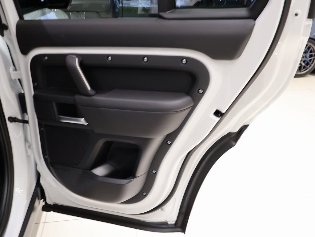 New 2025 Land Rover Defender 110 S image 15