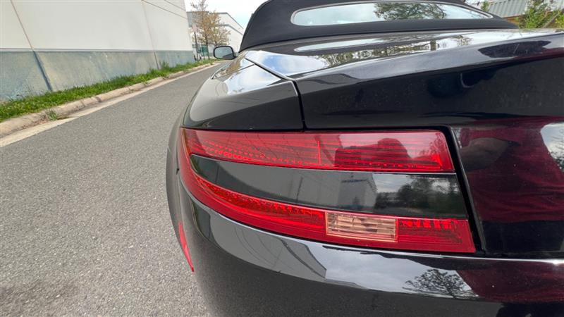 Used 2008 Aston Martin V8 Vantage Roadster RWD image 24