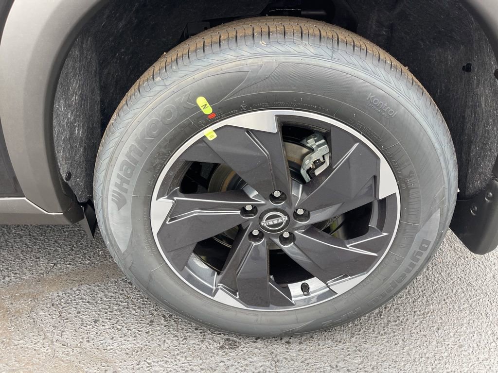 New 2026 Nissan Rogue SV w/ Cold Weather Package image 30