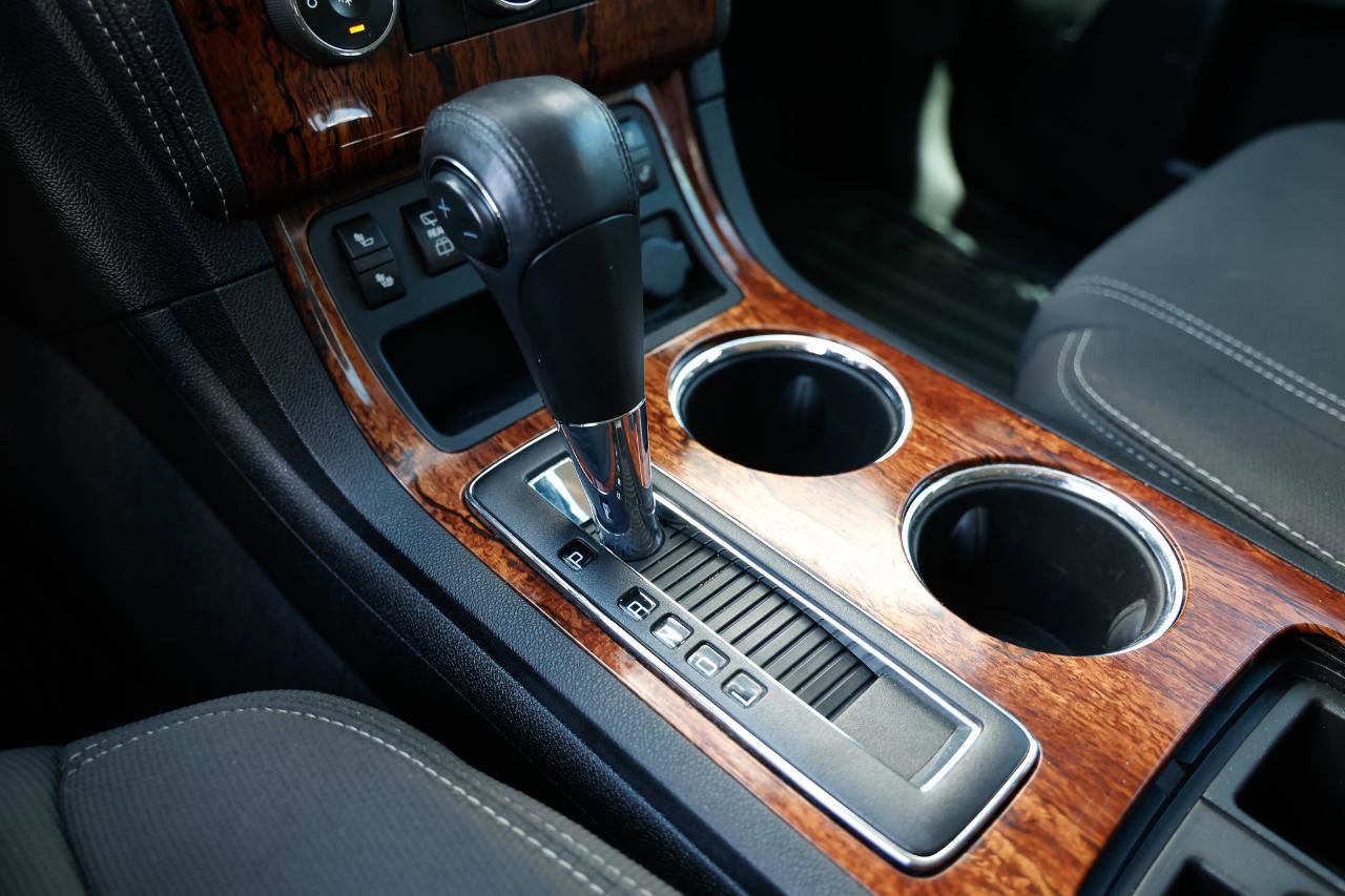 Used 2014 Chevrolet Traverse LT w/ All-Star Edition image 36