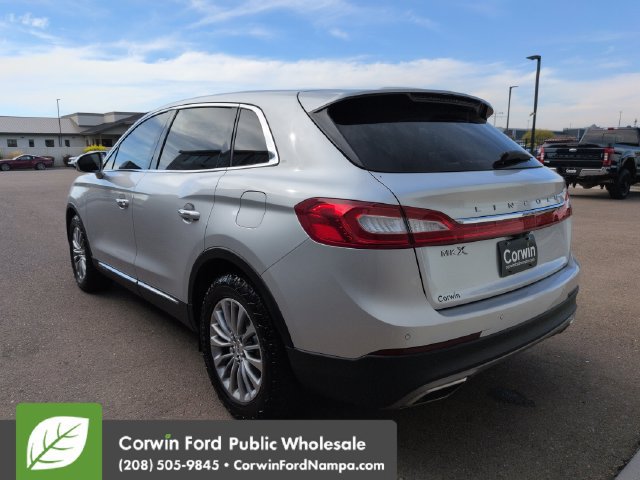 Used 2018 Lincoln MKX Select w/ Select Plus Package FWD image 5