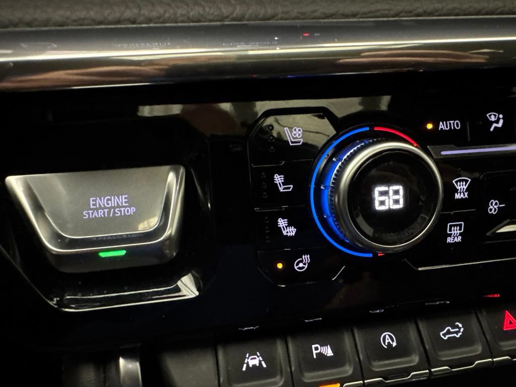 Used 2024 GMC Sierra 1500 Denali AWD/4WD image 49