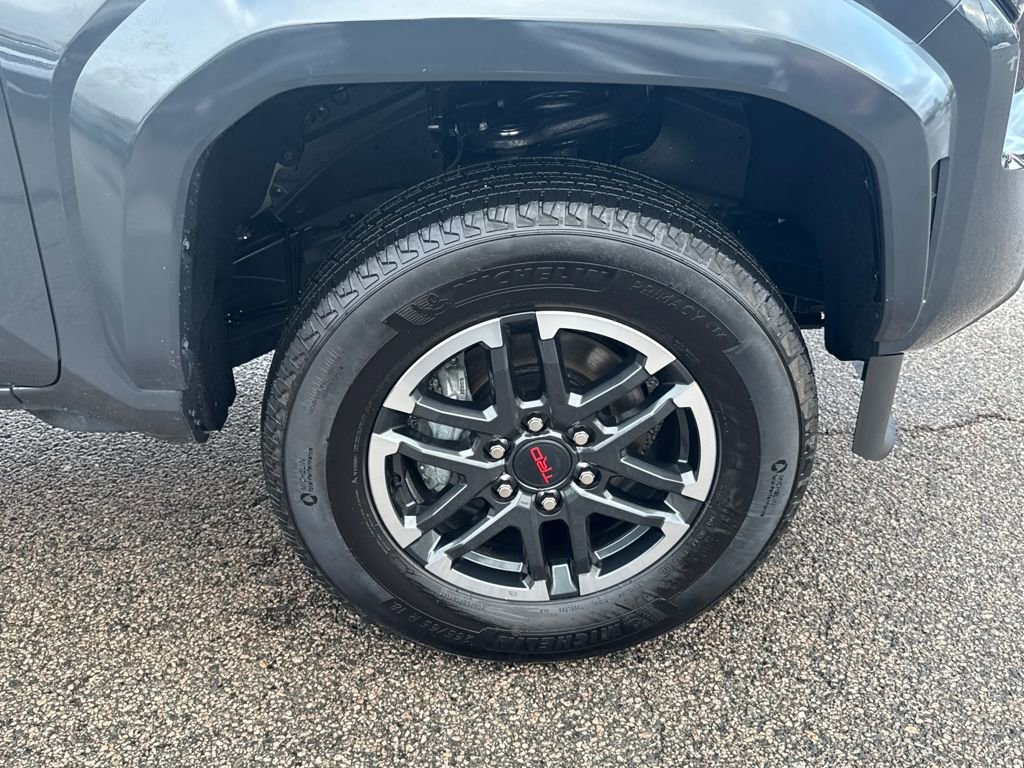 Used 2025 Toyota Tacoma TRD Sport image 44