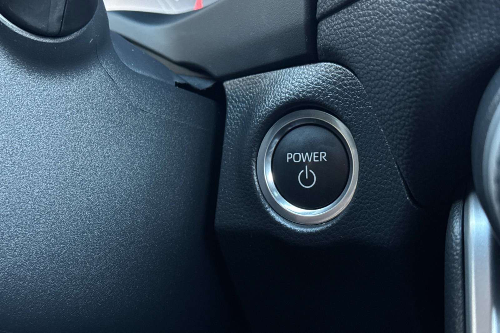 Certified 2025 Toyota RAV4 XSE image 29