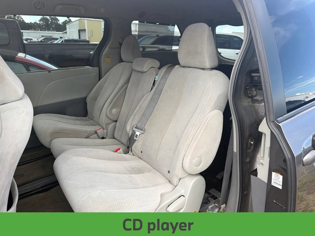 Used 2011 Toyota Sienna LE FWD image 8