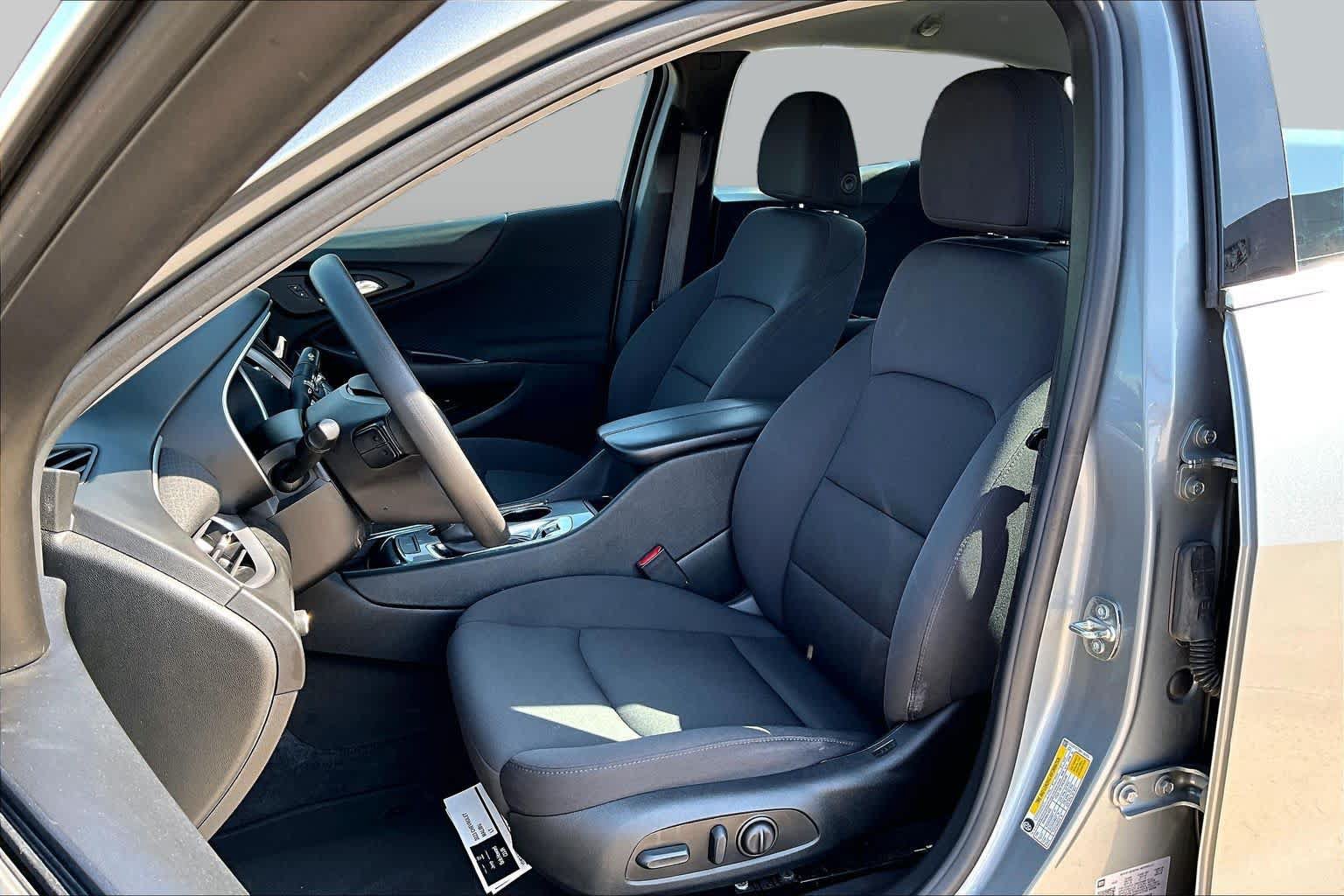 Used 2023 Chevrolet Malibu LT FWD image 8