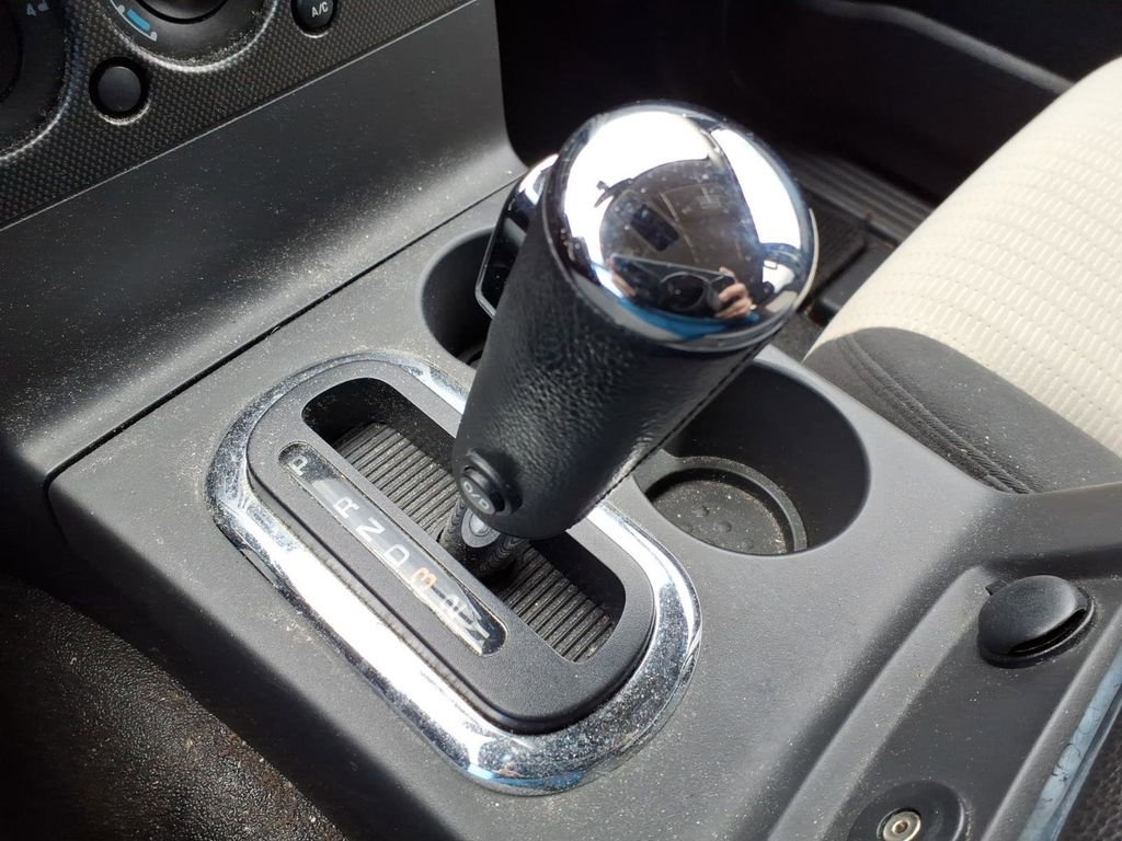 Used 2007 Ford Explorer Sport Trac Limited image 17