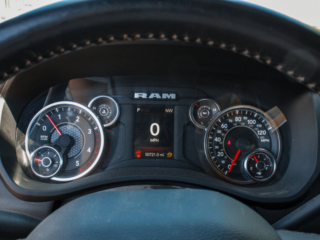 Used 2024 RAM 3500 Big Horn AWD/4WD image 19