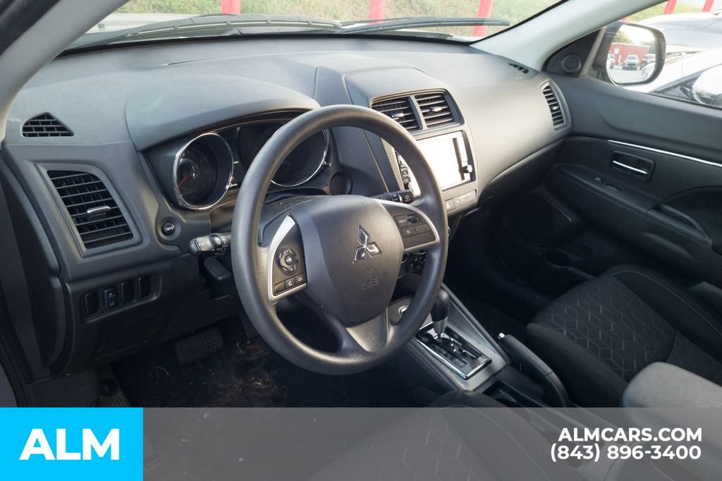 Used 2024 Mitsubishi Outlander Sport ES AWD/4WD image 5
