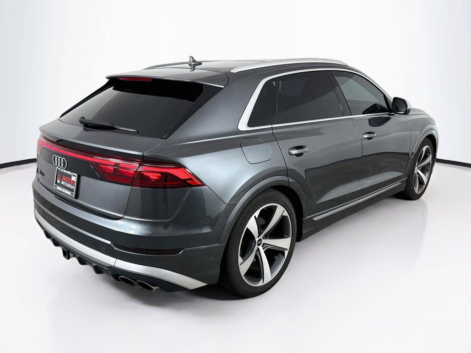 Used 2024 Audi SQ8 Prestige AWD/4WD image 5