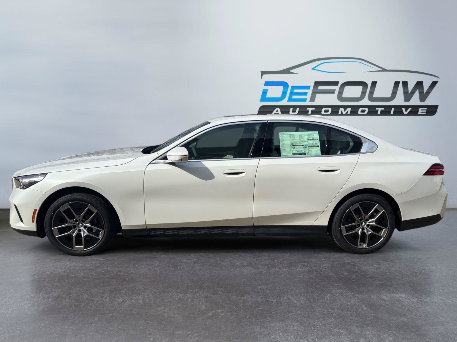 New 2026 BMW 530i xDrive AWD/4WD image 18