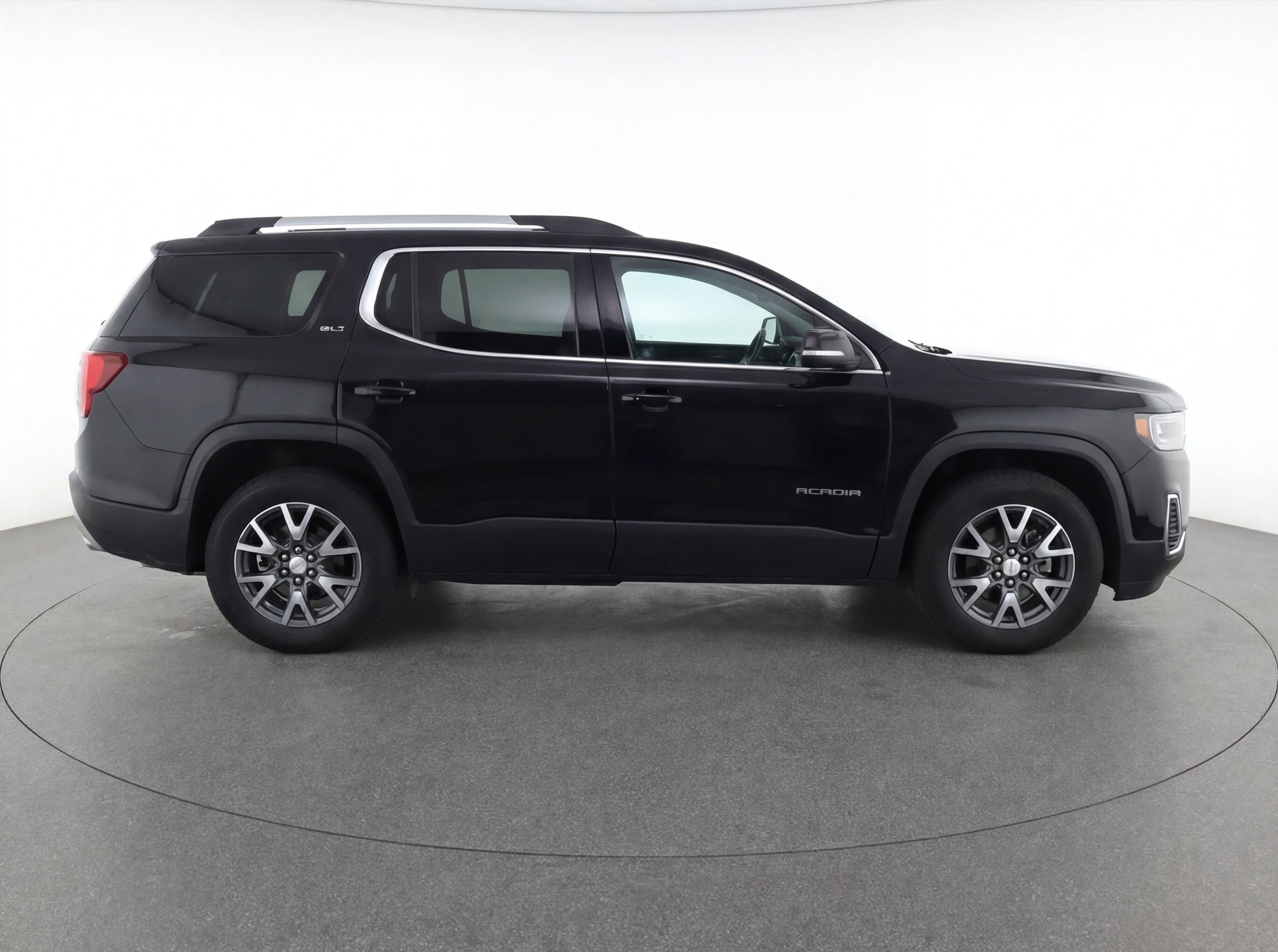 Used 2023 GMC Acadia SLT AWD/4WD image 11