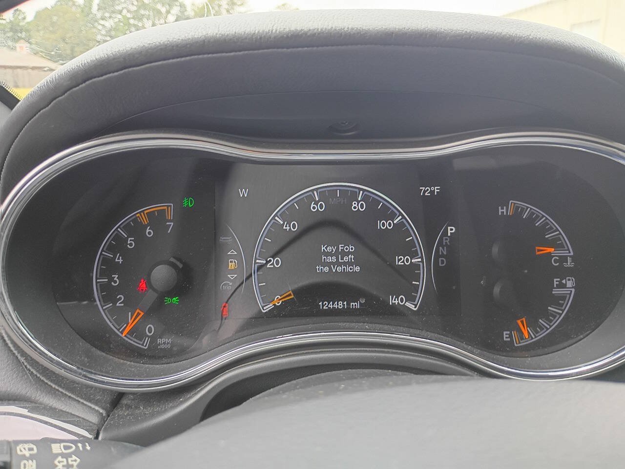 Used 2019 Jeep Grand Cherokee Overland AWD/4WD image 17