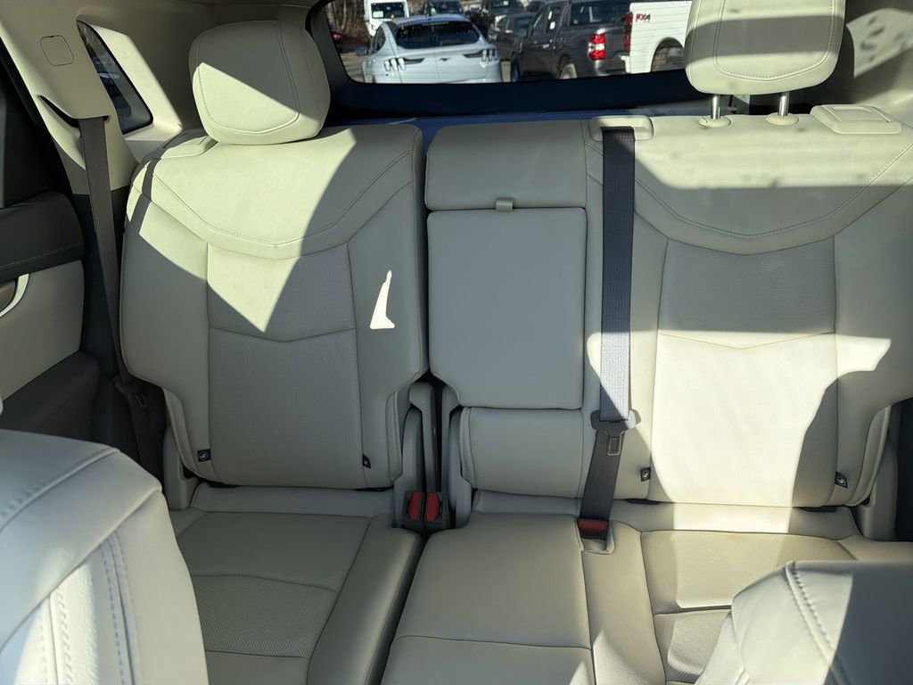 Used 2022 Cadillac XT5 Premium Luxury image 23