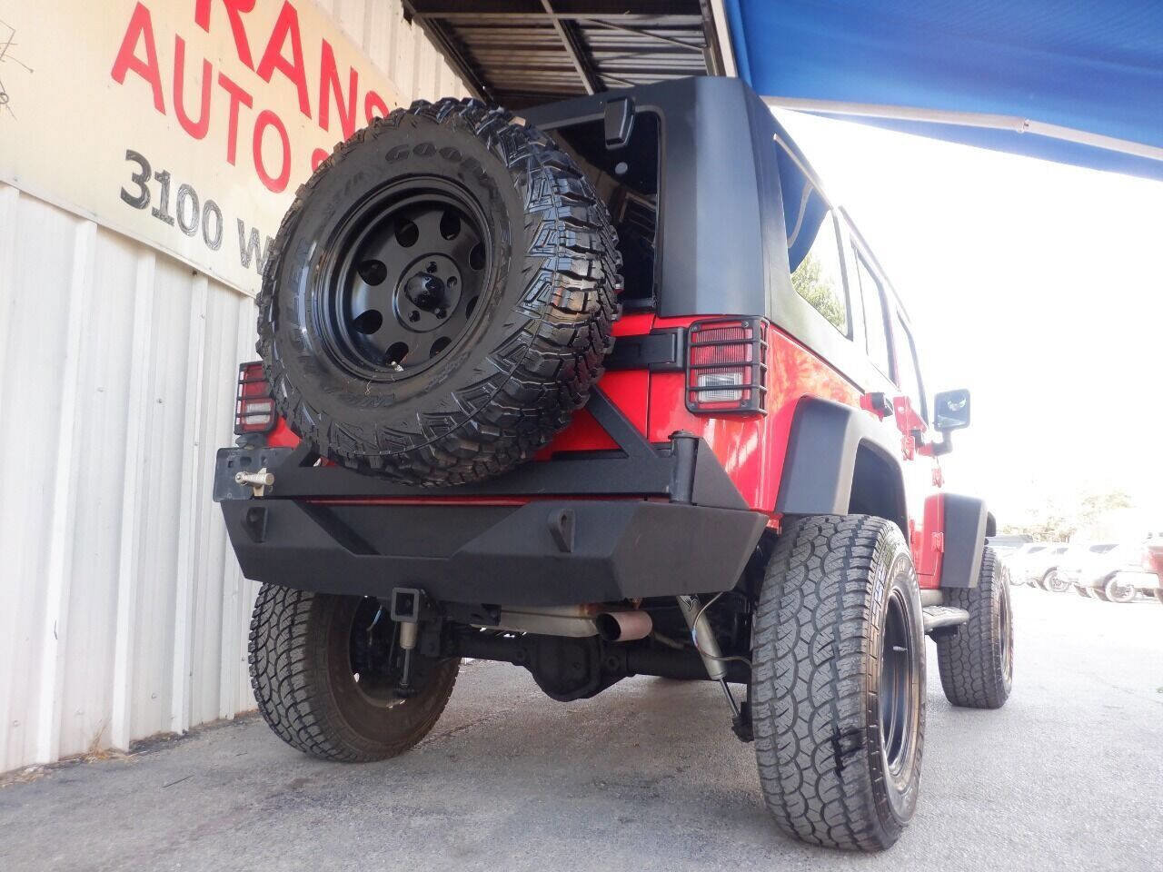 Used 2008 Jeep Wrangler Unlimited Rubicon w/ PWR Convenience Group image 6