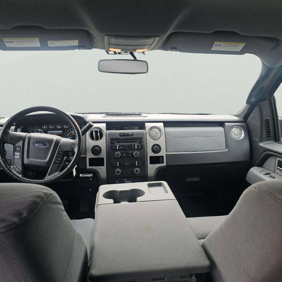Used 2011 Ford F150 XLT w/ XLT Convenience Pkg image 8