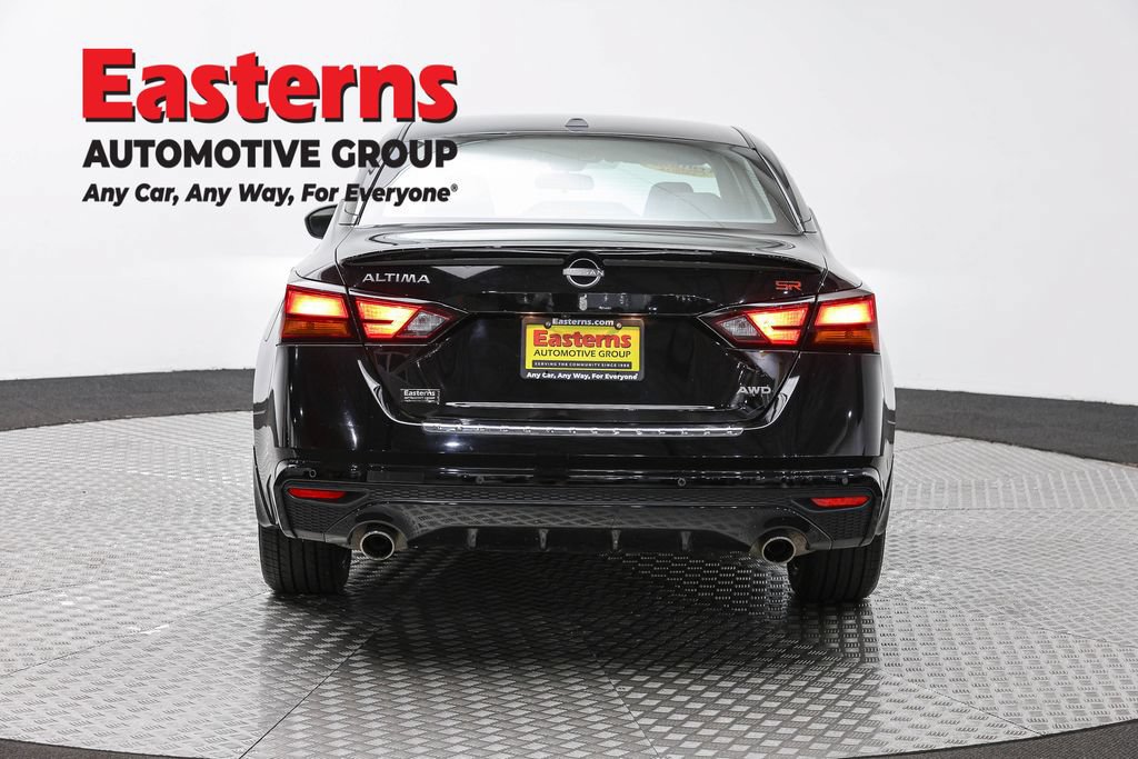 Used 2023 Nissan Altima 2.5 SR AWD/4WD image 6