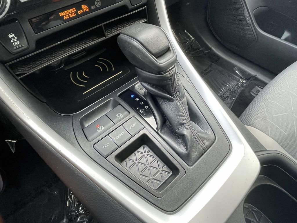 Used 2019 Toyota RAV4 XLE image 39