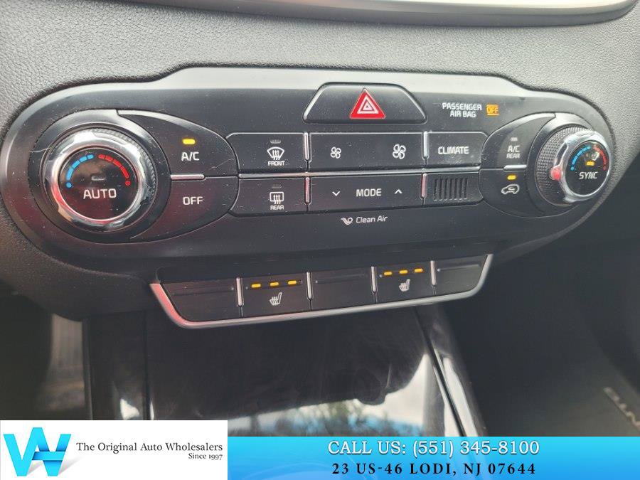 Used 2017 Kia Sorento EX AWD/4WD image 23