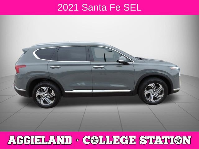 Used 2021 Hyundai Santa Fe SEL w/ Convenience Package FWD image 2