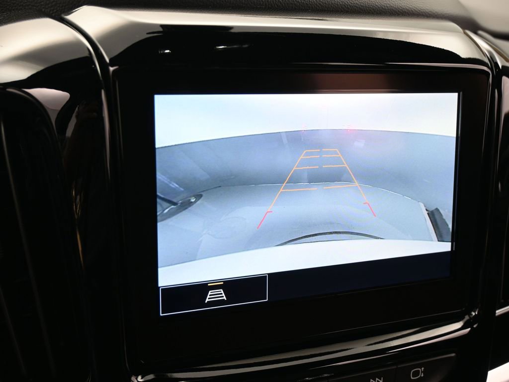 Used 2023 Chevrolet Traverse LT image 18