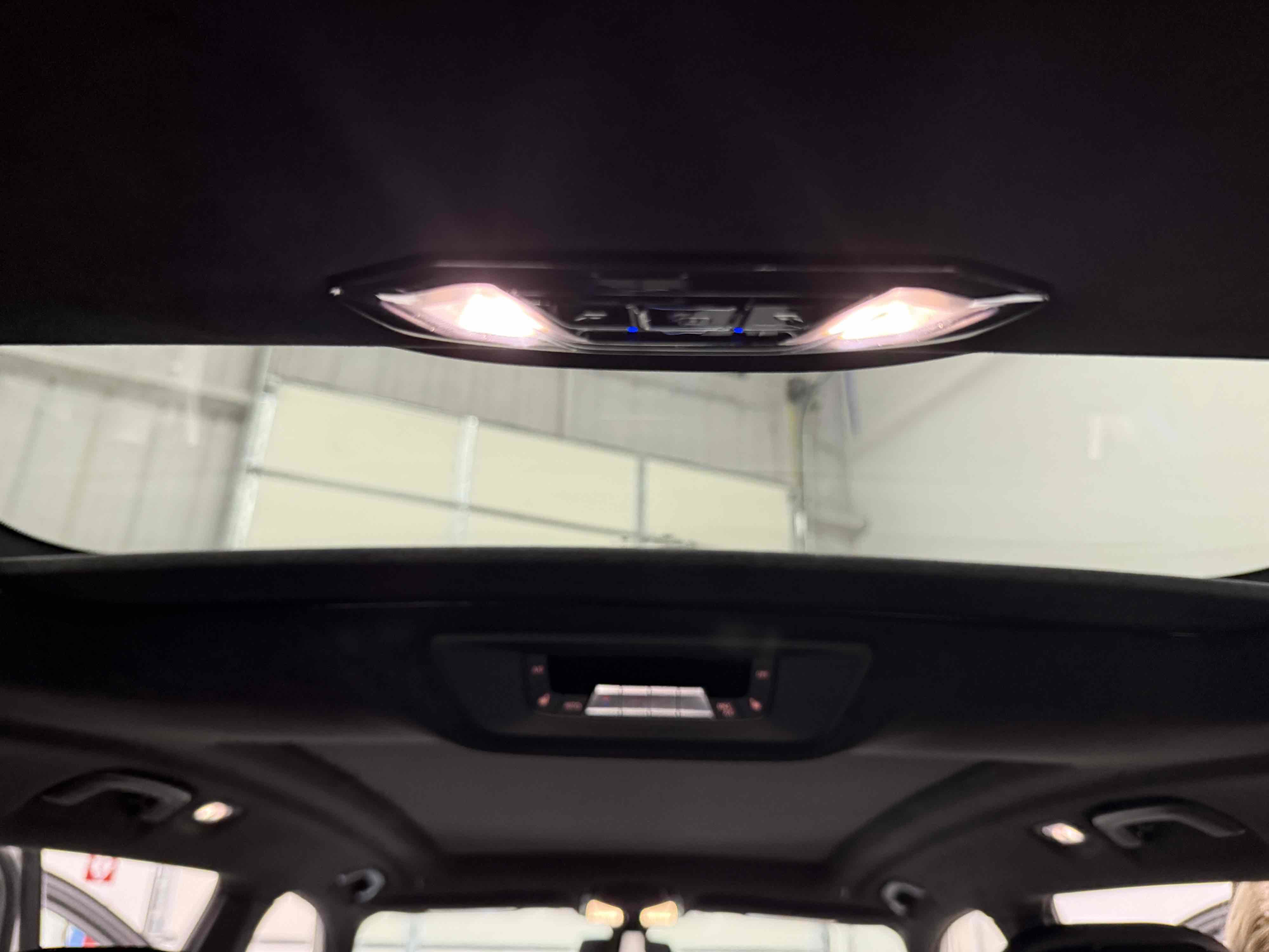 Used 2020 BMW X7 M50i w/ Executive Package AWD/4WD image 49