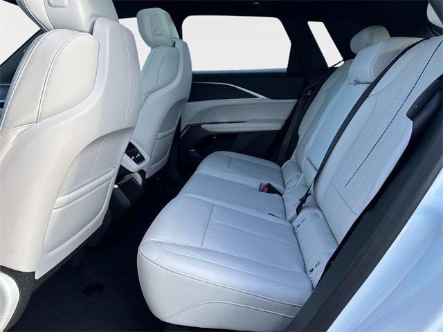 Certified 2026 Cadillac Lyriq Sport image 11