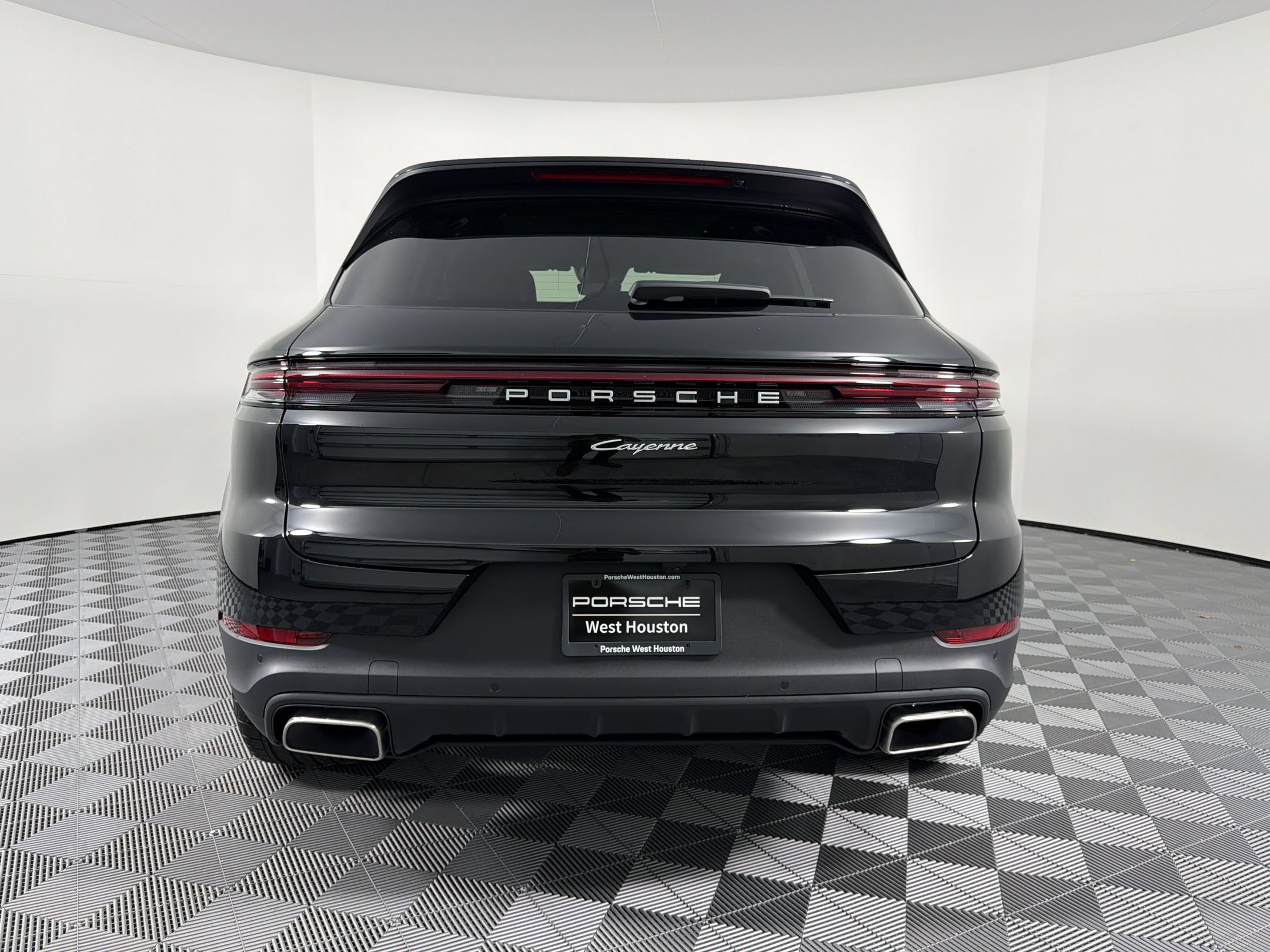 New 2026 Porsche Cayenne AWD/4WD image 10