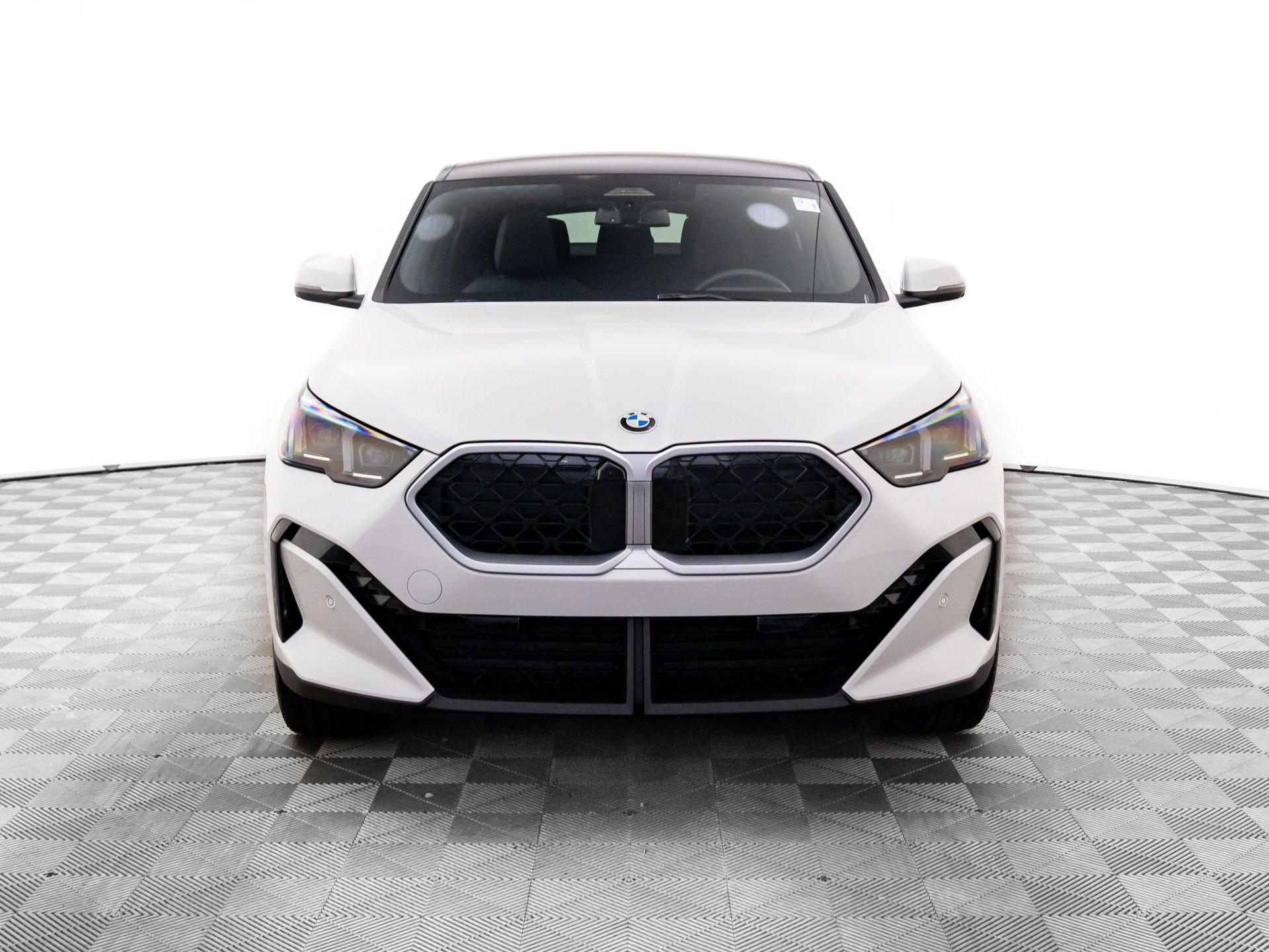 New 2026 BMW X2 xDrive28i w/ Technology Package AWD/4WD image 10