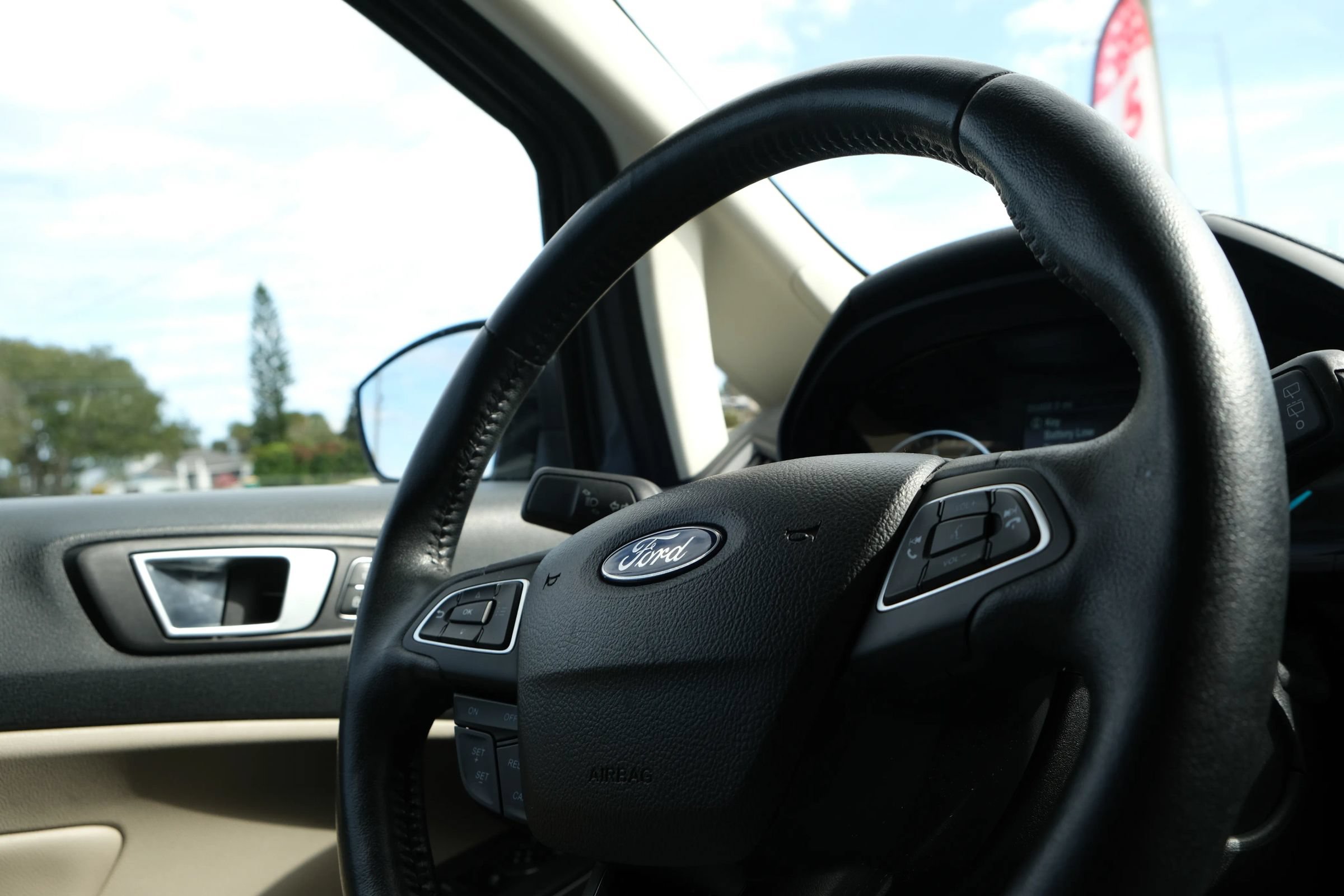 Used 2021 Ford EcoSport Titanium AWD/4WD image 43